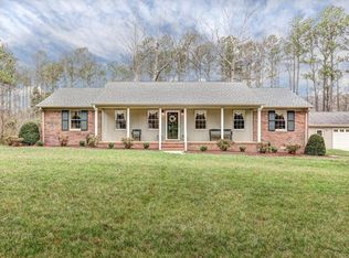 7320 Duncan Rd, North Dinwiddie, VA 23803