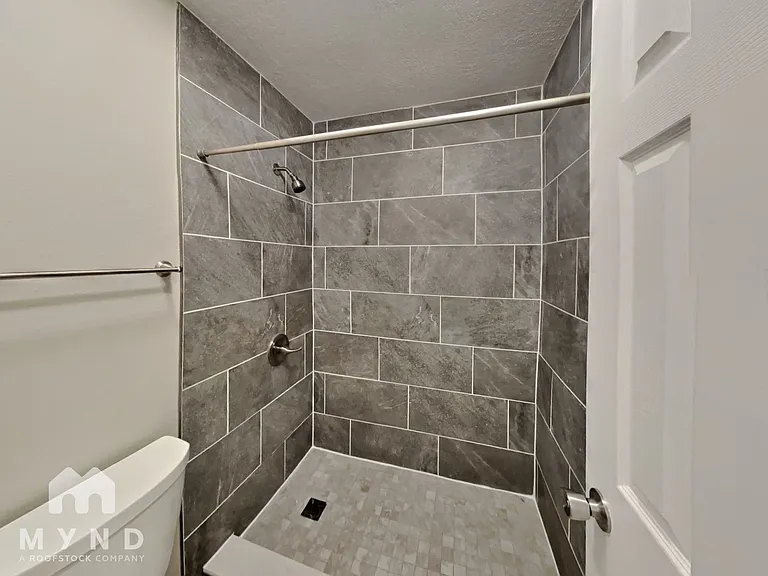 1339 Primrose Ct — Photo 12