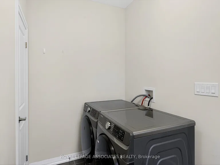 1047 Rippingale Trl — Photo 12