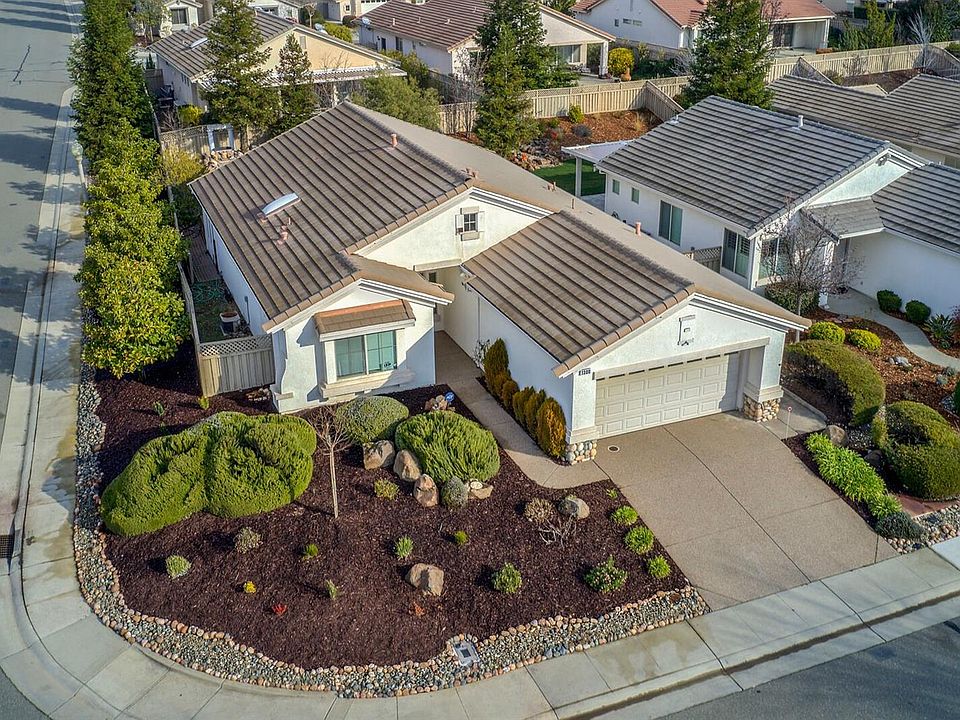 2nd image of 1300 Ivy Arbor Ln