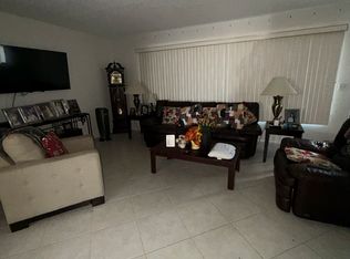 2886 Fernley Dr E APT 28, West Palm Beach, FL 33415