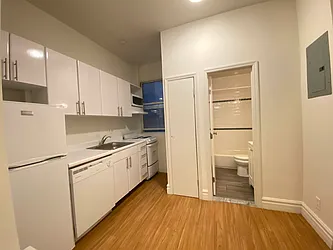 Rented by Best Apartments North Inc