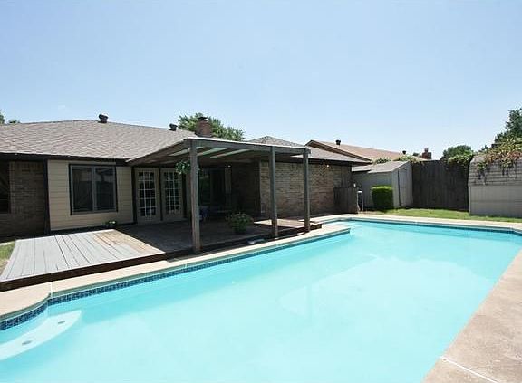 4th image of 2517 W Olympic Dr
