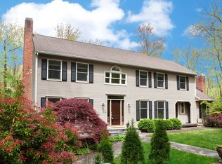 148 Stagecoach Rd, Avon, CT 06001