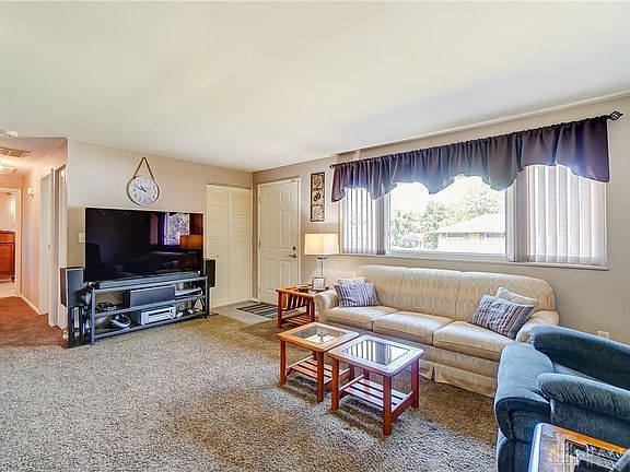 4th image of 5000 Pepper Dr