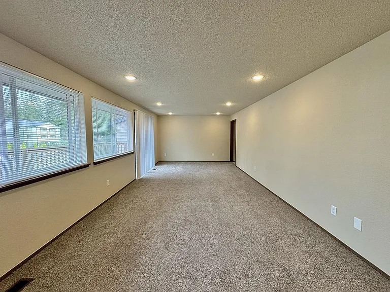 Washington Terrace Apartments — Photo 3
