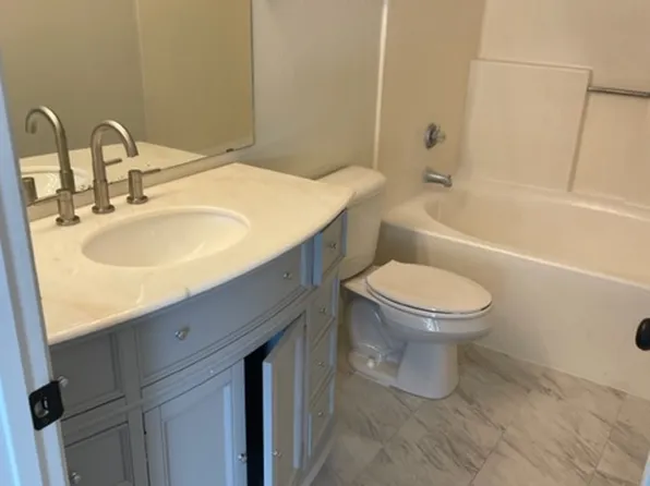 8455 W Sahara Ave, Las Vegas, NV