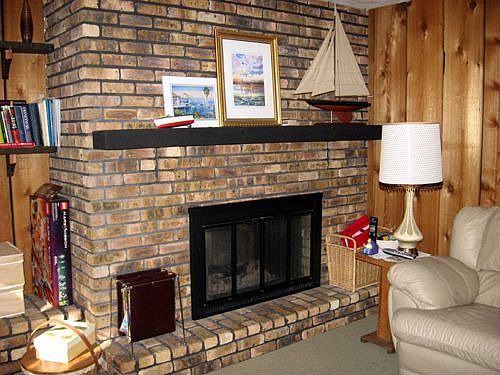 Gas Log Fireplace