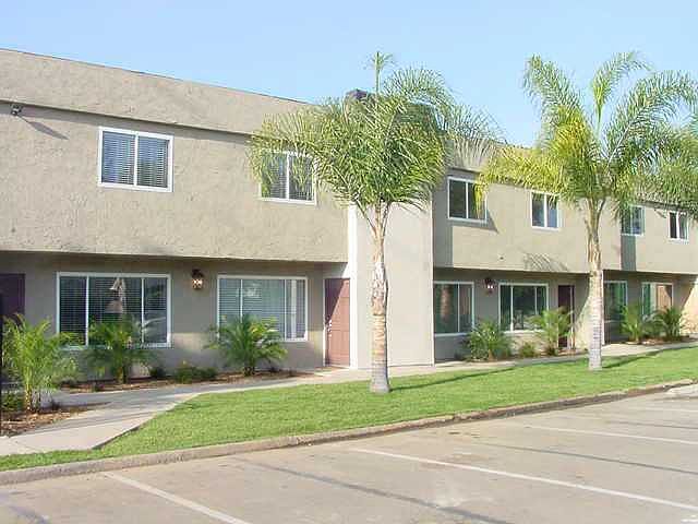 1st image of 315 S Mollison Ave Unit 3