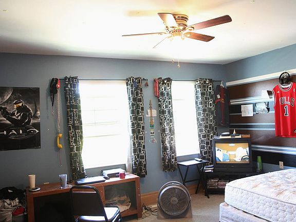 4th image of 5709 Lexington St