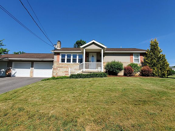 4th image of 634 Plum St