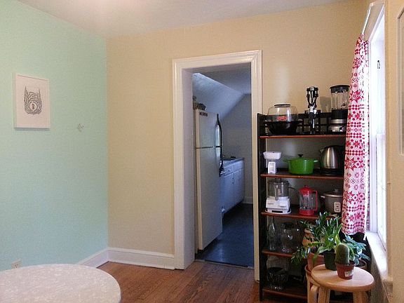 level 3 sitting room