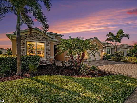 3rd image of 17605 Winding Wood Ln