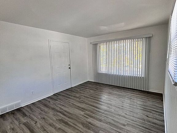4th image of 4938 N 51st Blvd