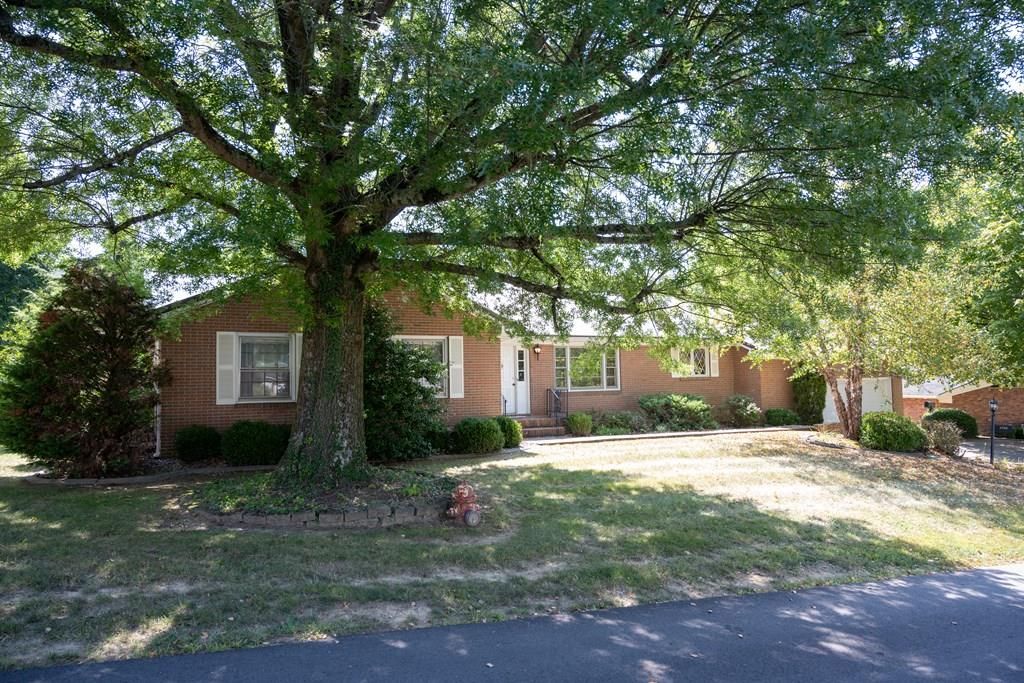 Real estate listing image