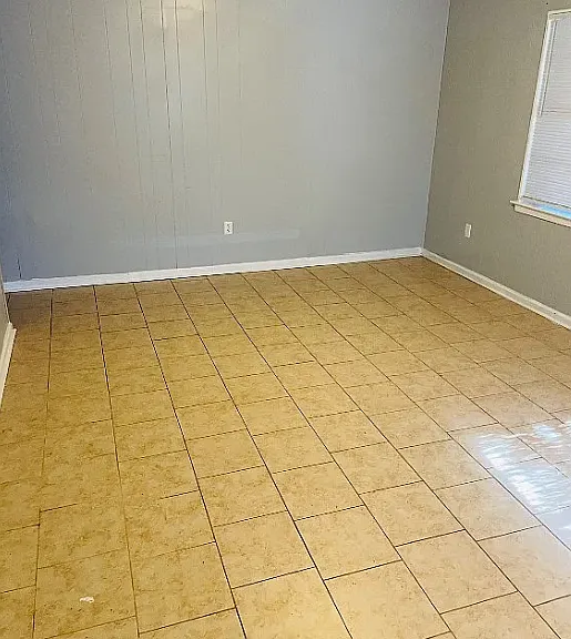 636 Green Leaf Dr — Photo 5