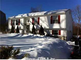 84 Derry Hill Rd, Uncasville, CT 06382