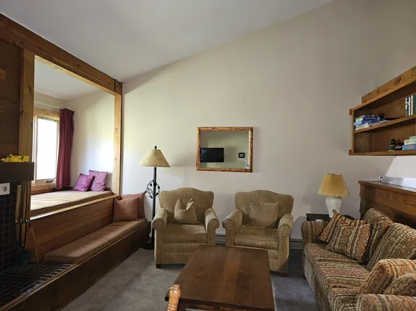 3865 S Lake Creek Drive Hawthorne #223-1, Wilson, WY 83014