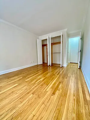 Rented by Douglas Elliman | media 7