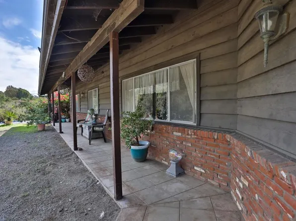 11165 Toyon Hill Dr, Lakeside, CA 92040