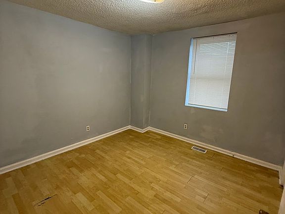 5th image of 1332 Buchanan Ave #F7632221d