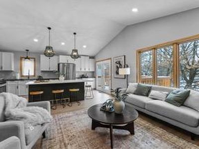 3657 Falcon Way, Eagan, MN, 55123