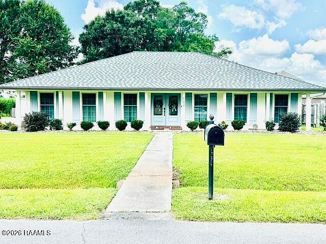 1st image of 102 Shiloh Dr