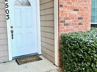 2503 Plumgrove Cir, Arlington, TX 76006