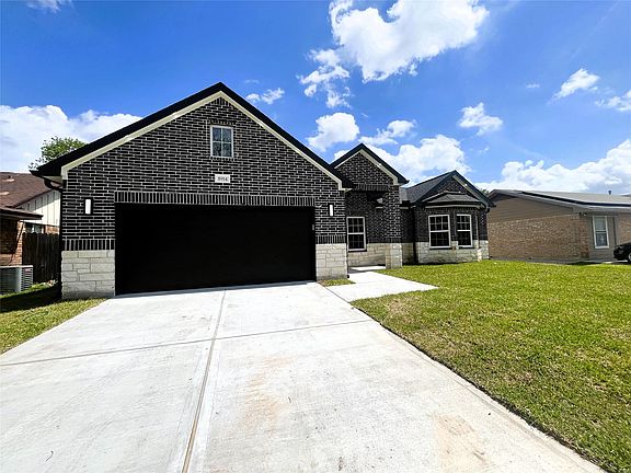 2nd image of 8914 Ivy Spring Ln