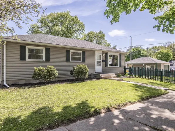 8205 West Auer AVENUE, Milwaukee, WI 53222