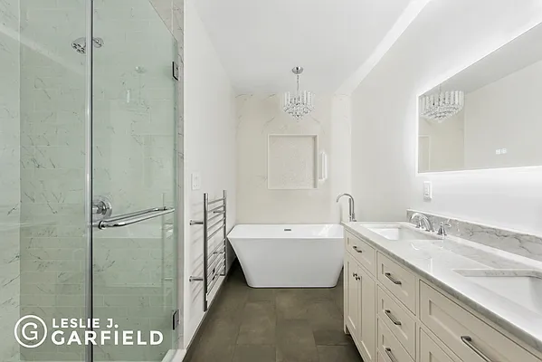 Rented by Leslie J. Garfield | media 42