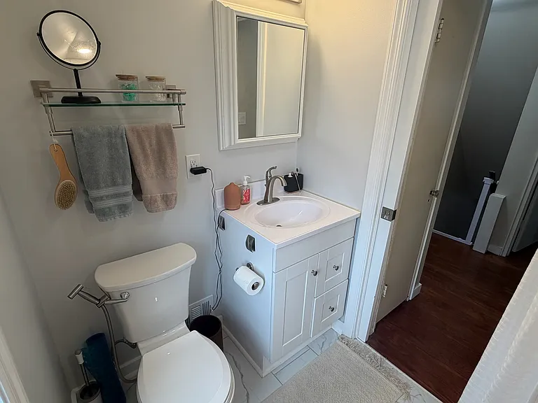 526 Bellaire Ave — Photo 25