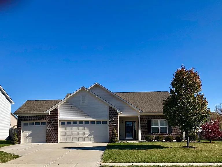2613 Bluewood Way — Photo 1