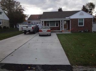 55 Pleasant View Dr, Hanover, PA 17331