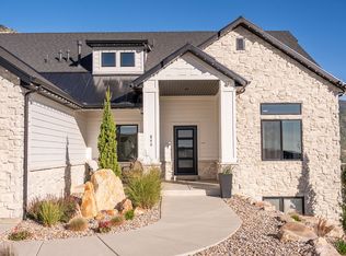 846 E Mountain Rd, North Ogden, UT 84414