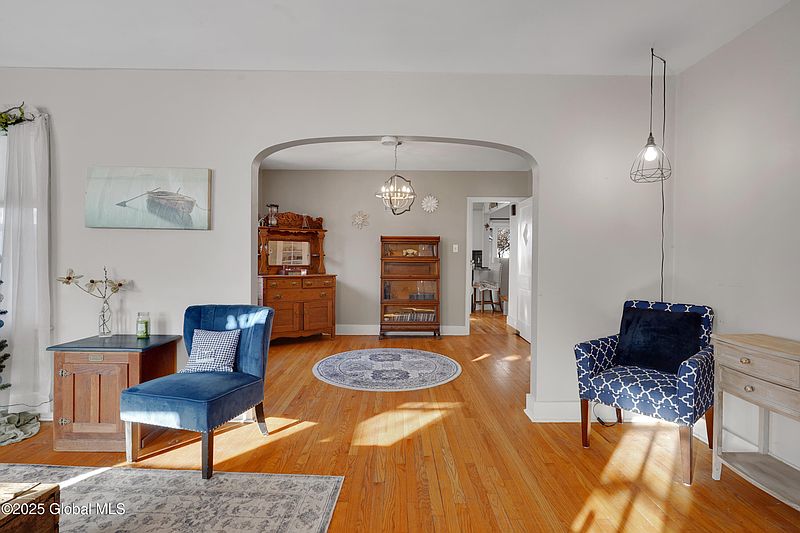 3rd image of 1291 Garner Avenue