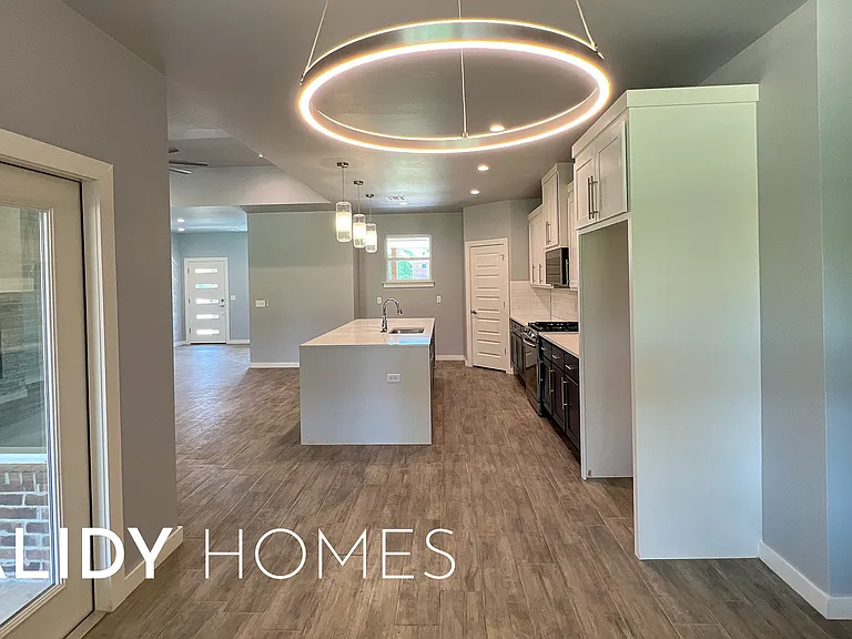 17611 Natalie Ct — Photo 11