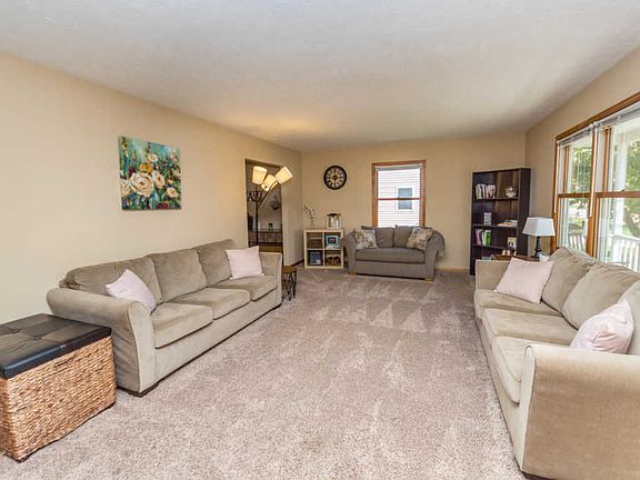 2nd image of 3877 Pebblefield Dr