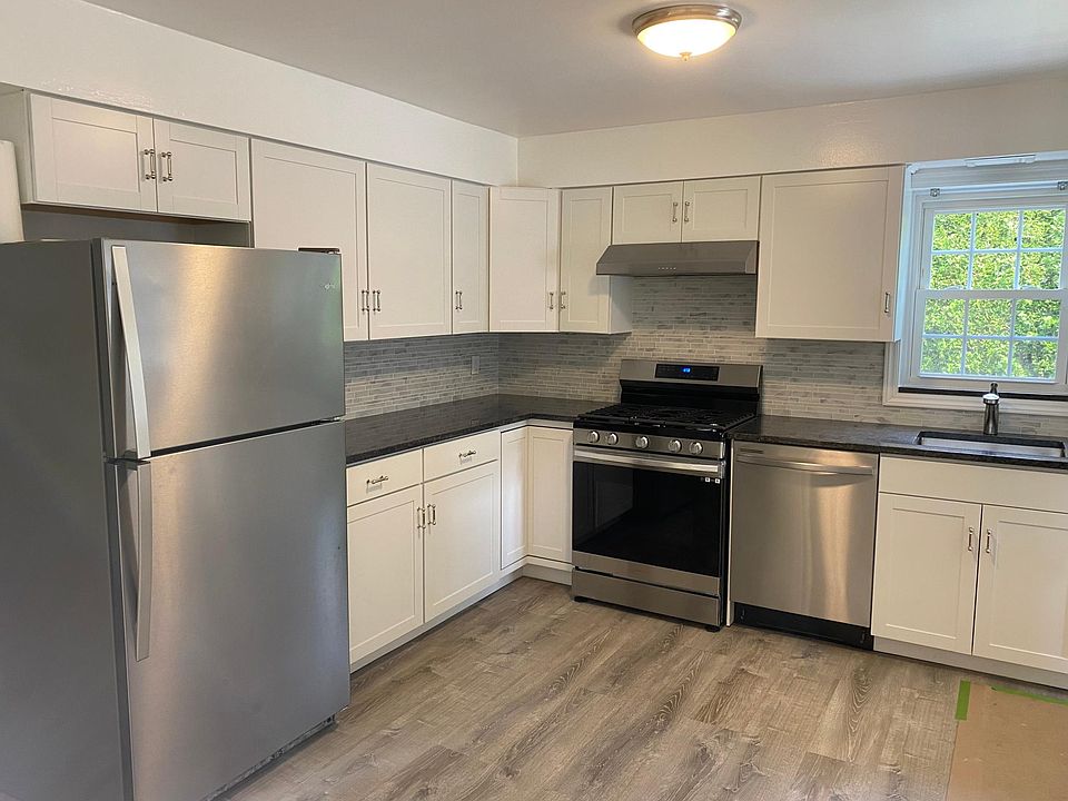 1st image of 311 Tompkins Ave