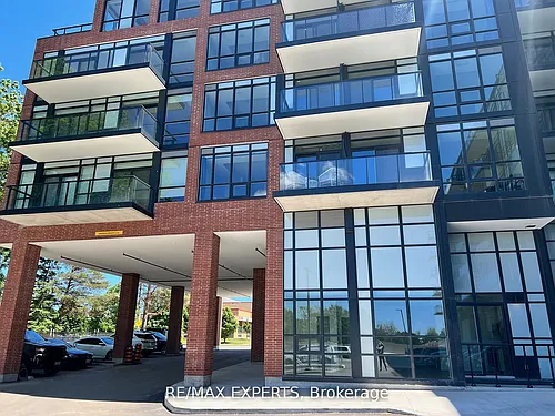 681 Yonge St Photo 1