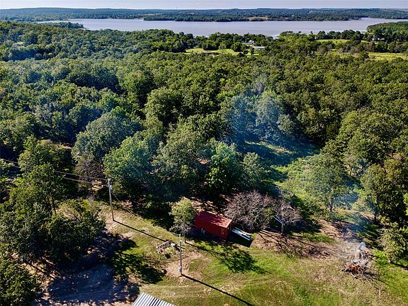 2nd image of 1408 Compelube Rd