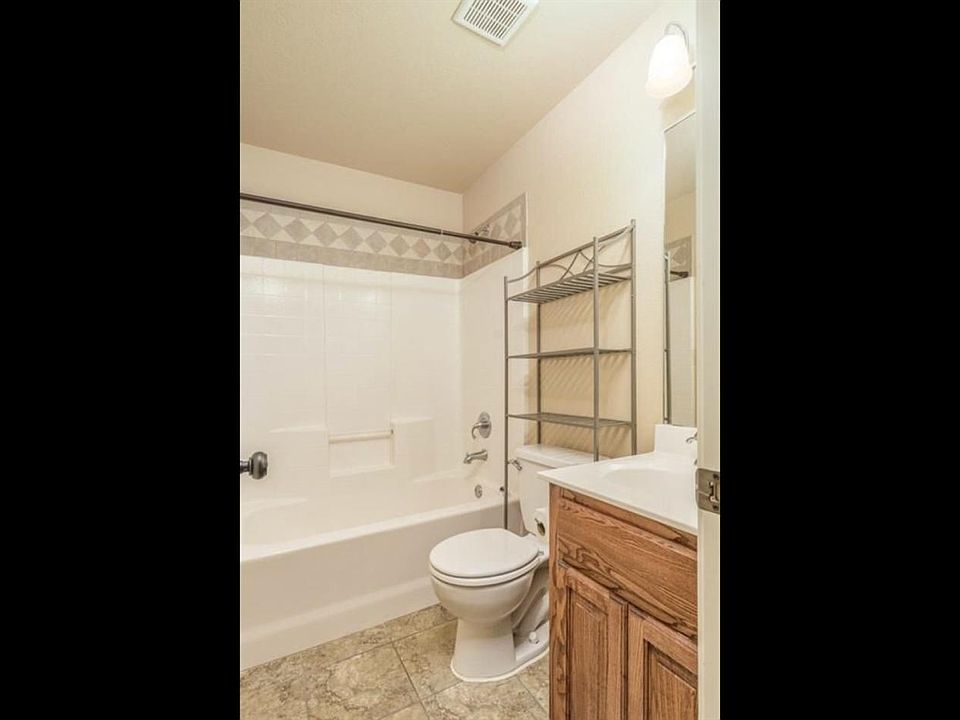 1st image of 802 Swift Water Dr