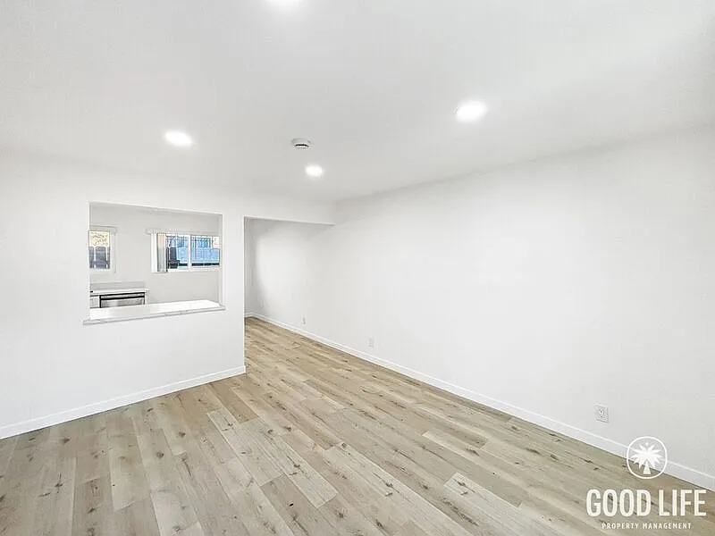 2 bed, 1.0 bath, 775 sqft, $2,395 — Photo 3