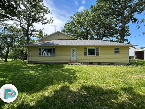 1210 1st St S, Rockwell, IA 50469