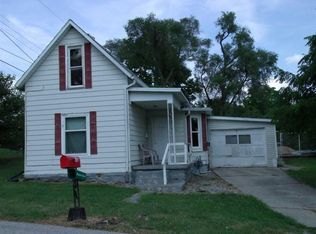 910 N 6th St, Goshen, IN 46528