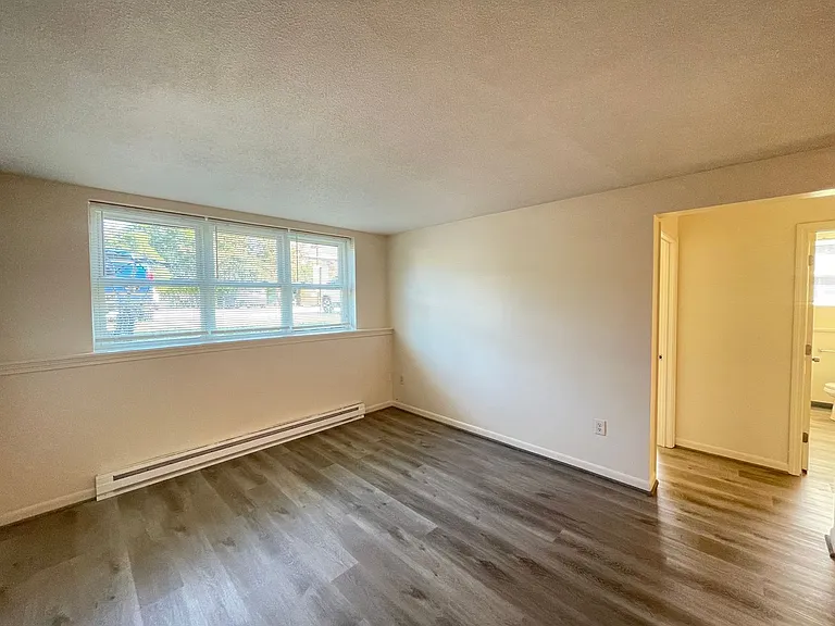 181 Loudon Rd #203 — Photo 6
