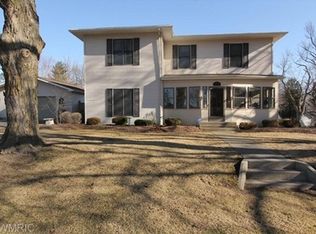 104 W Summit St, Stanton, MI 48888
