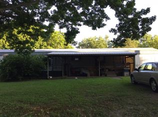 95 Reesor Ln, Brandenburg, KY 40108