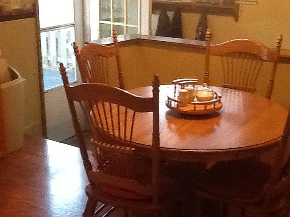4th image of 1670 Regents Hill Dr