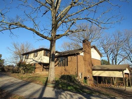 1st image of 1 Lakewood Dr